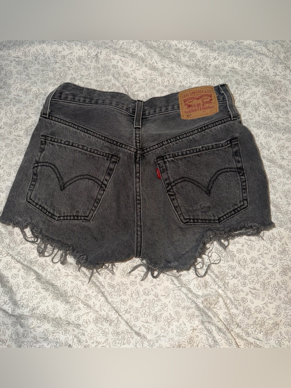 Women’s Highwaisted Levi 501’s